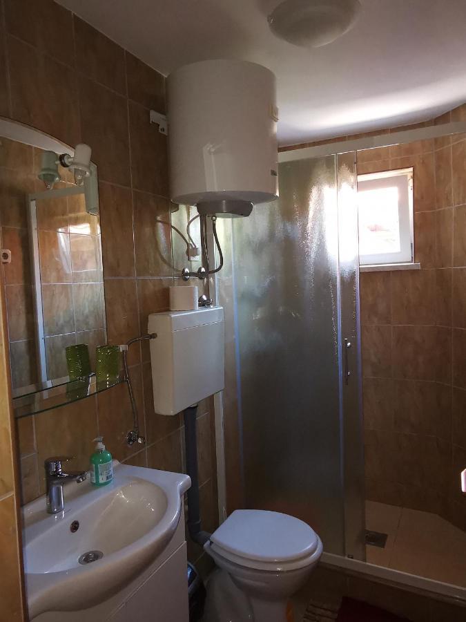 Apartmani Trupeljak Mandre Luaran gambar