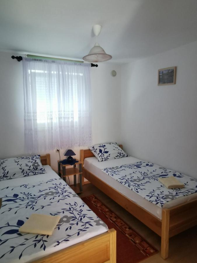 Apartmani Trupeljak Mandre Luaran gambar