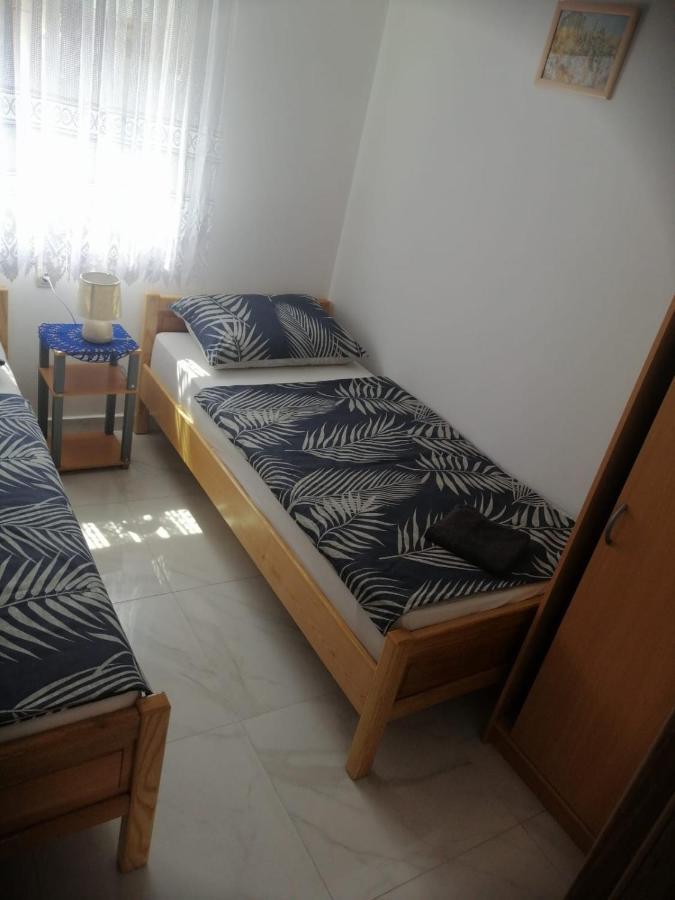 Apartmani Trupeljak Mandre Luaran gambar