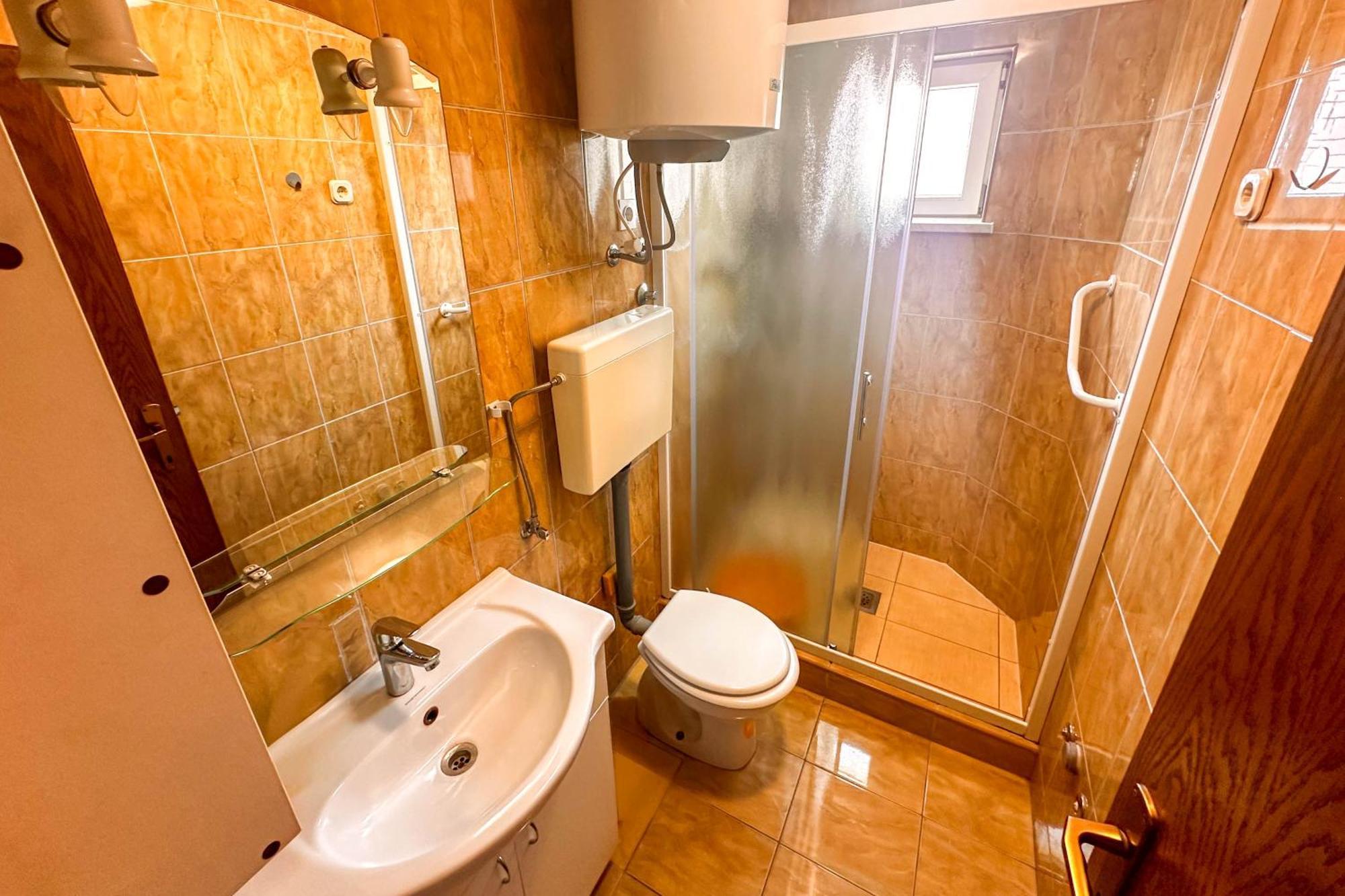 Apartmani Trupeljak Mandre Bilik gambar