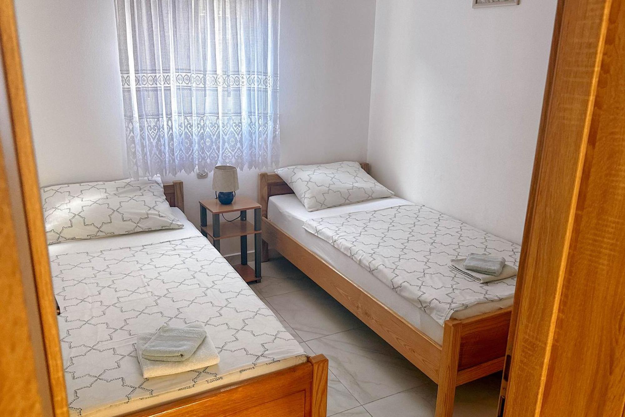 Apartmani Trupeljak Mandre Bilik gambar