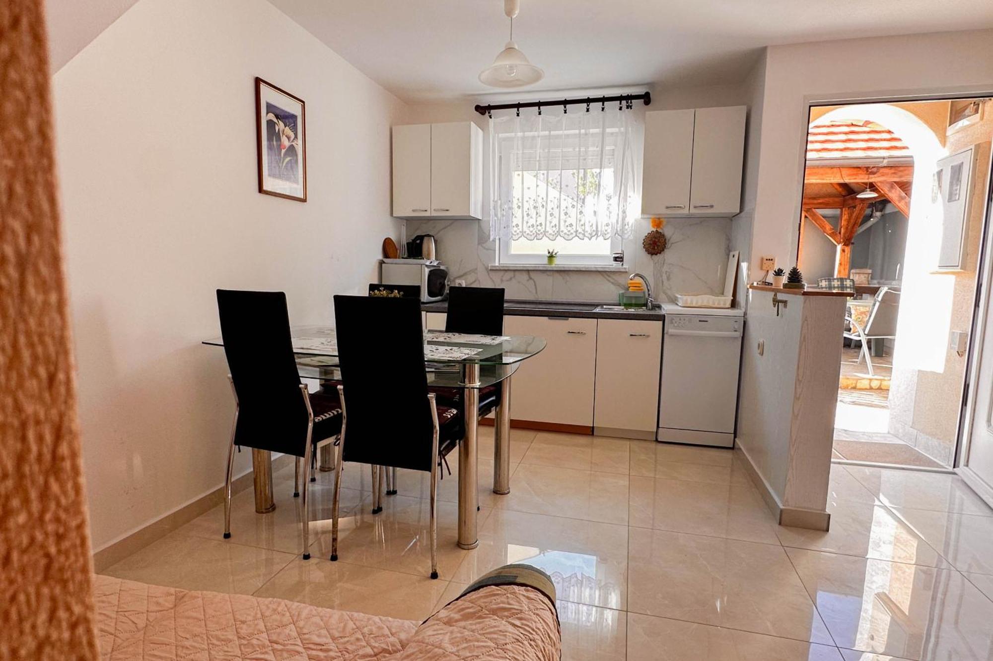 Apartmani Trupeljak Mandre Bilik gambar